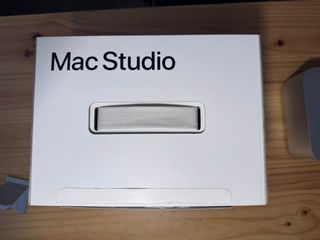 Mac Studio M1 Max Argento