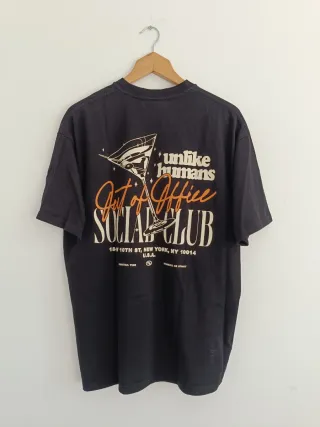 Camiseta Unlike Humans Talla M