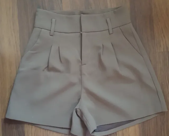 Shorts beige de vestir