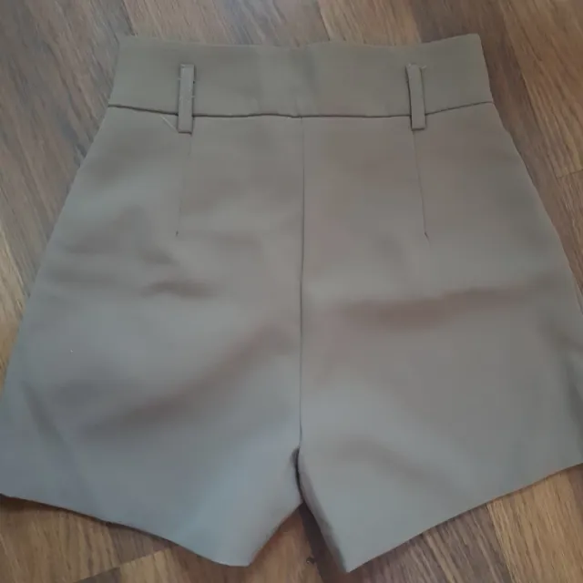 Shorts beige de vestir