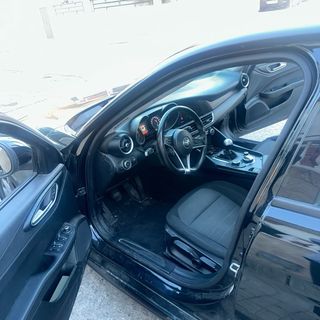 Alfa Romeo Giulia 2017