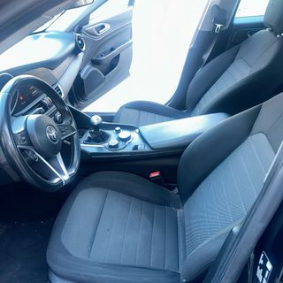 Alfa Romeo Giulia 2017