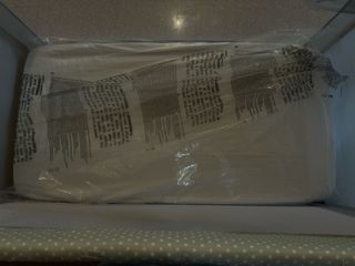 Cuna de viaje con colchón