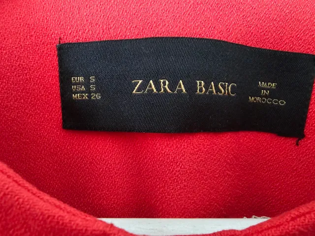 Chaqueta Zara Roja