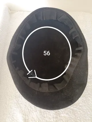 Gorra de lana hip hop. Medidas indicadas.