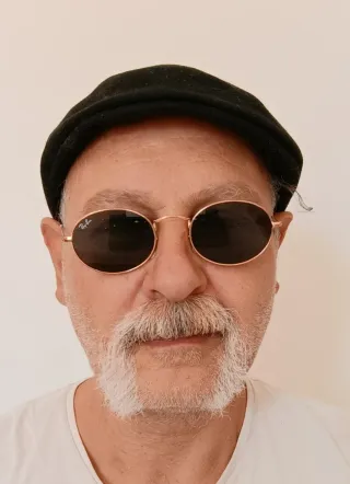 Gorra de lana hip hop. Medidas indicadas.