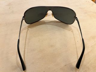 Gafas de sol Emporio Armani negras