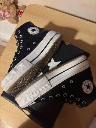 Converse Chuck Taylor All Star Lift High in pelle