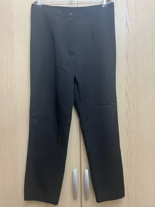 Pantalones negros elegantes