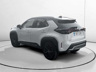 Toyota Yaris Cross Hybrid AWD-i Adventure