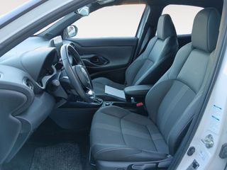 Toyota Yaris Cross Hybrid AWD-i Adventure