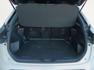 Toyota Yaris Cross Hybrid AWD-i Adventure