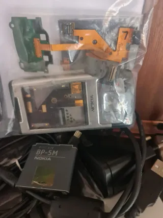 Nokia 6600 slide - Preto/Prata