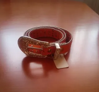 Cinturón señora tachuelas hebilla metálica