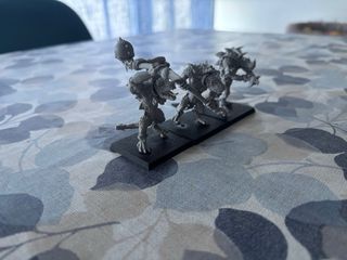 Warhammer, hombres lagarto: kroxigors.