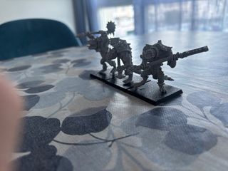 Warhammer, hombres lagarto: kroxigors.