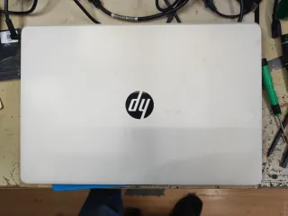 Portátil HP Celeron N3060 4GB RAM 500GB