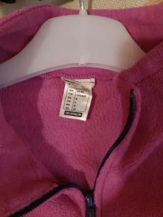 Lote de Jersey peludo marrón y dorado y polar rosa