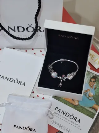 Pulsera Pandora con Charm Torre Eiffel