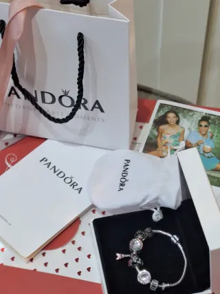 Pulsera Pandora con Charm Torre Eiffel