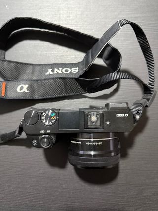 Cámara Sony Alpha 6000 como nueva