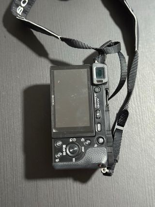 Cámara Sony Alpha 6000 como nueva