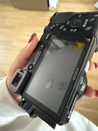 Cámara Sony Alpha 6000 como nueva