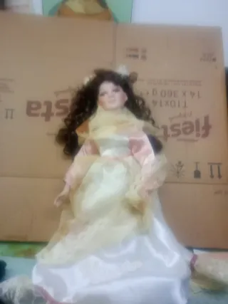 Bambola porcellana vintage