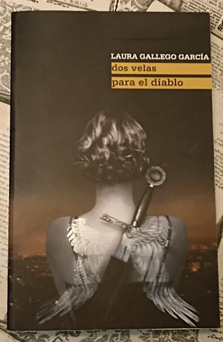 "Dos velas para el diablo"