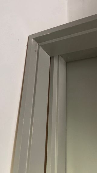 Puerta madera lacada gris