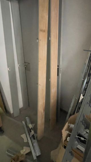 Puerta madera lacada gris