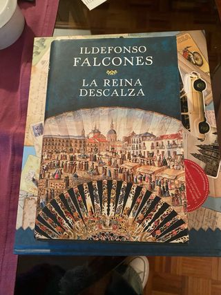 La reina descalza (Novela histórica) (Spanish E...