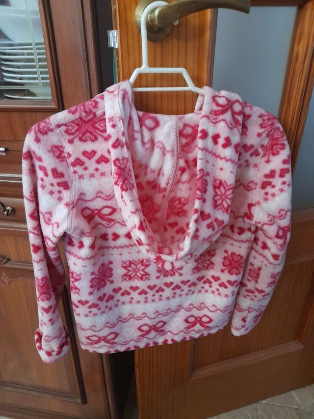 Polar con capucha para niña