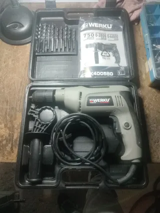 Taladro percutor Werku 750W