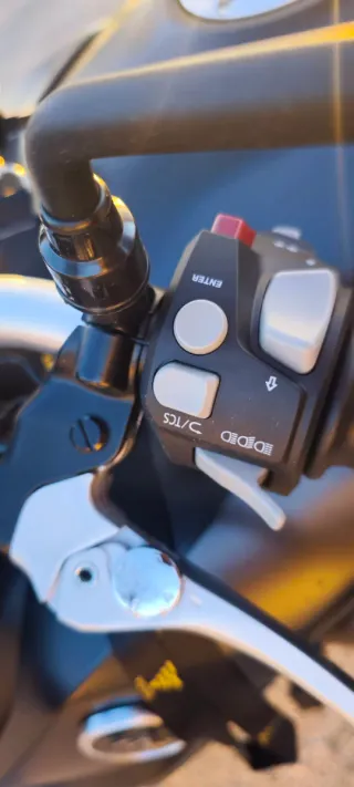 Voge 625R limitada A2