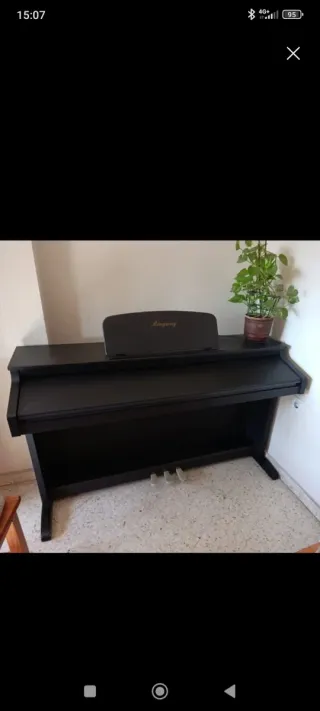 Piano digital Ringway TG8815
