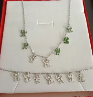 Conjunto de collares y pulsera Stich