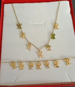 Conjunto de collares y pulsera Stich