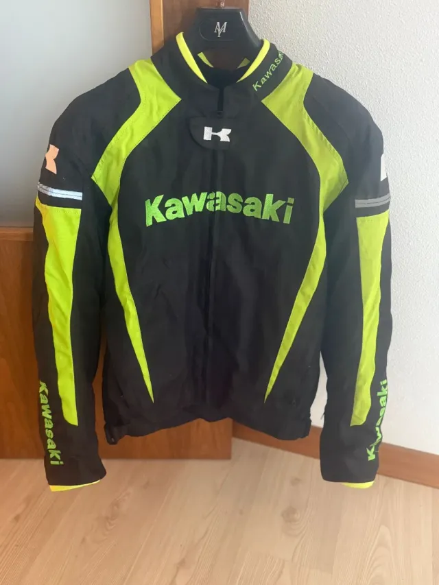 Chaqueta Moto Kawasaki Negra y Verde