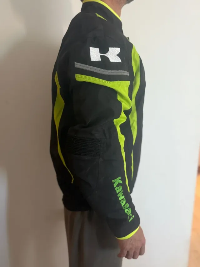 Chaqueta Moto Kawasaki Negra y Verde