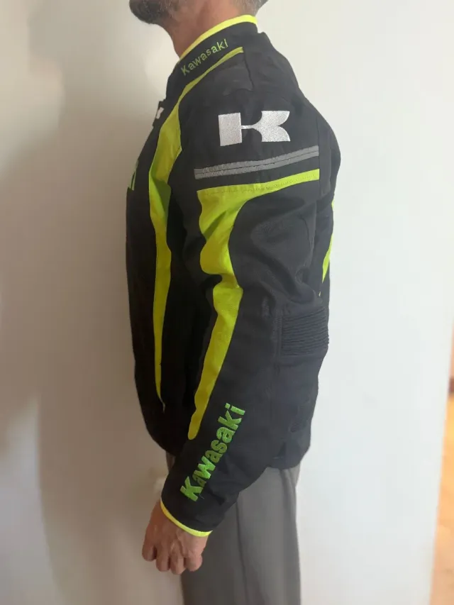 Chaqueta Moto Kawasaki Negra y Verde