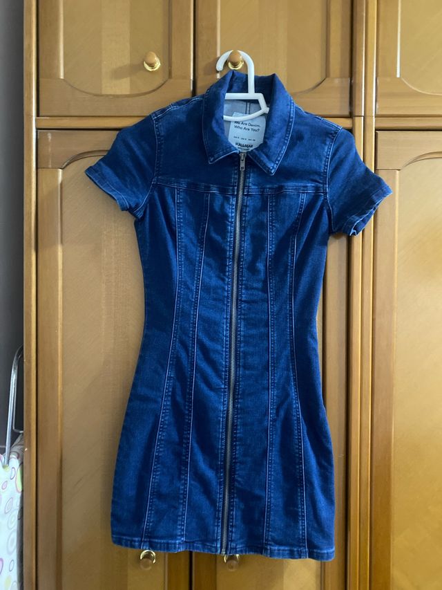Vestido vaquero corto Pull&Bear cremallera