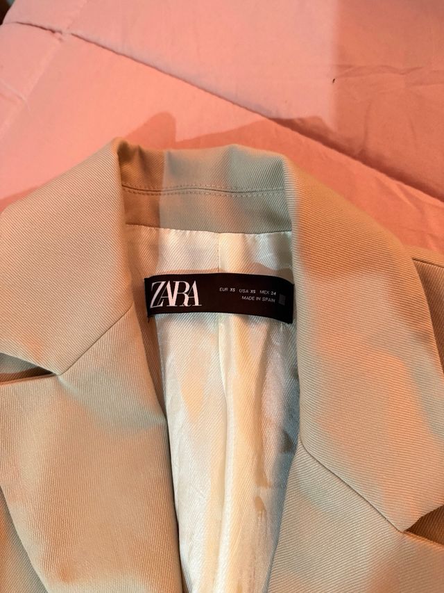 Americana blazer beige