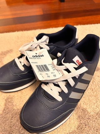 Adidas Switch VS K Azul Marino Talla 37 1/3.