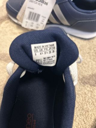 Adidas Switch VS K Azul Marino Talla 37 1/3.