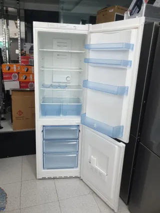 Nevera Combi Balay 1.85m con garantía