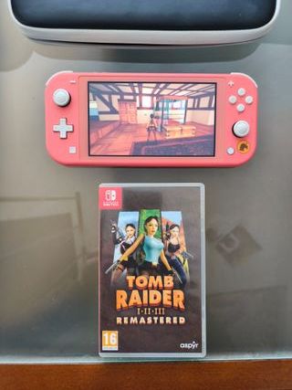 Nintendo Switch Lite Rosa + Tomb Raider Remastered