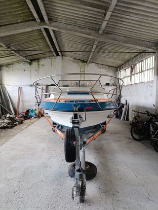 Embarcación 5.50 con remolque