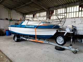 Embarcación 5.50 con remolque