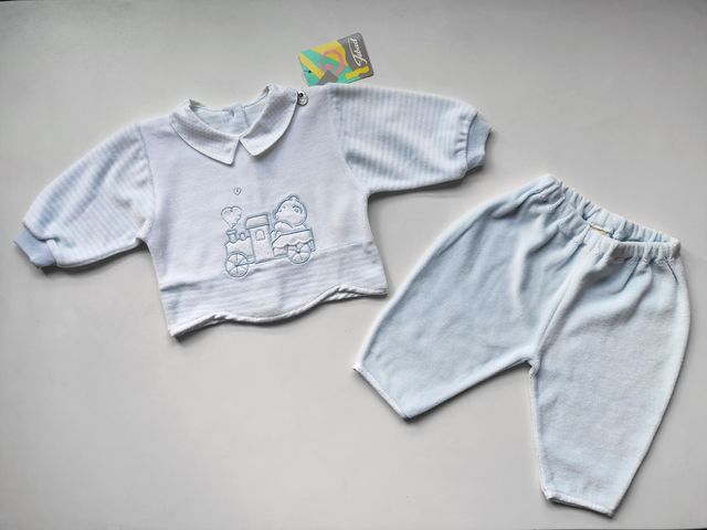 Set di due pezzi per neonato in blu (da indossare)